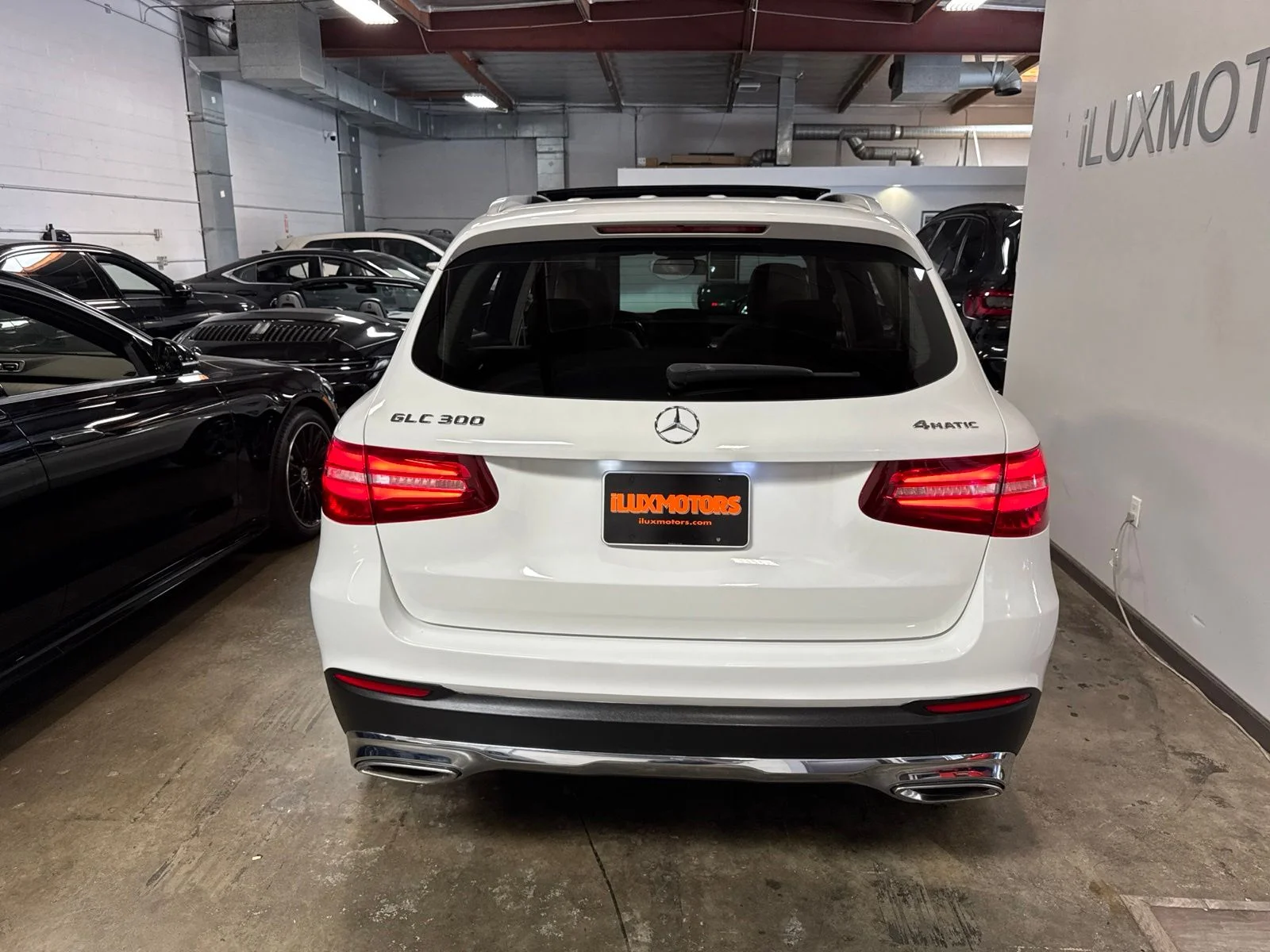 Used 2019 White Mercedes-Benz GLC 300 image 15