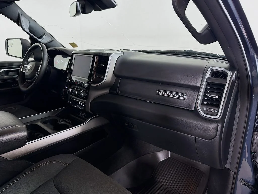 Used 2025  Ram Big Horn image 25
