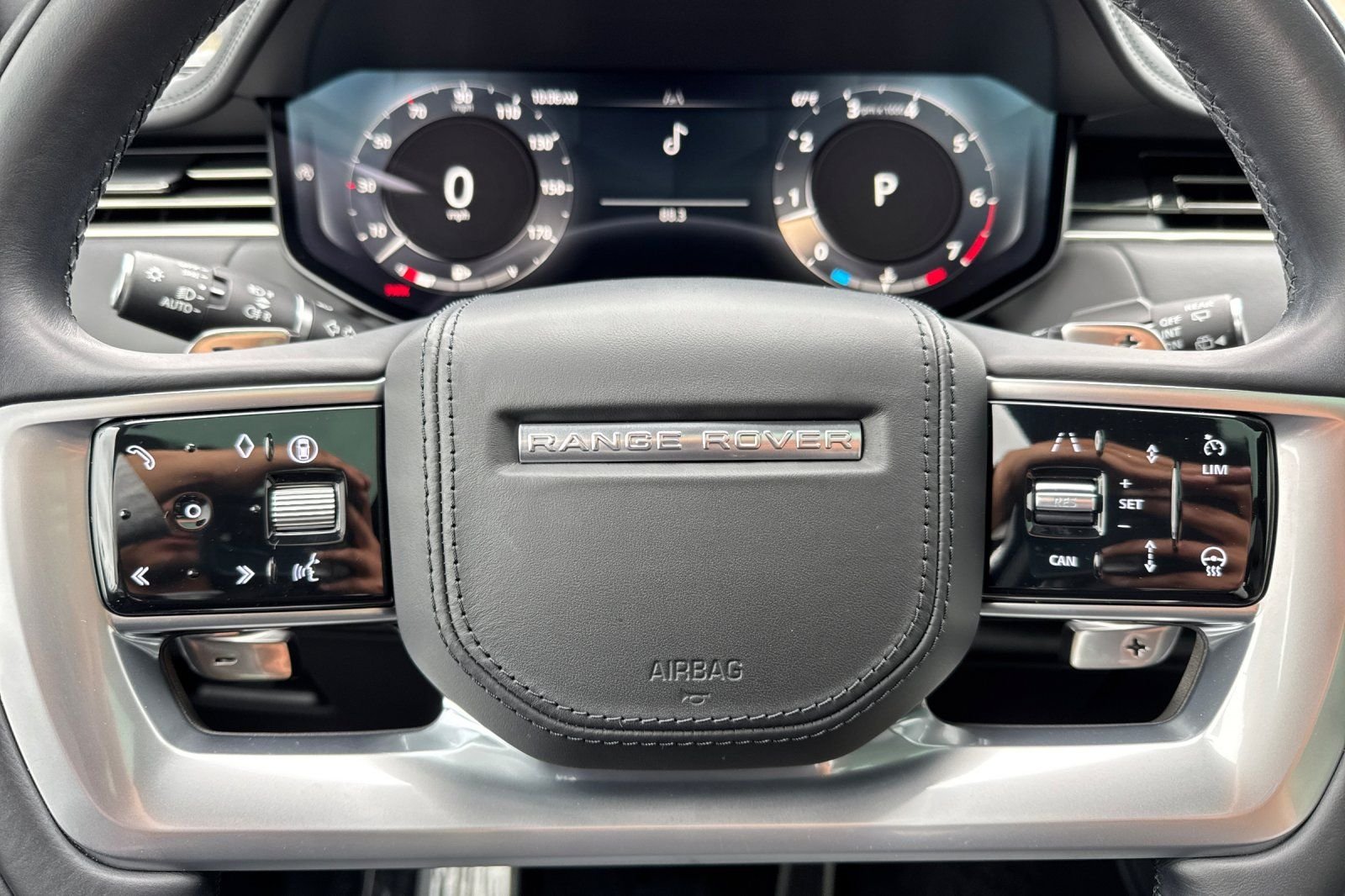 2024 Land Rover Range Rover SE - Photo 27