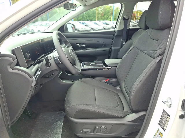 New 2026 White Hyundai SEL image 9