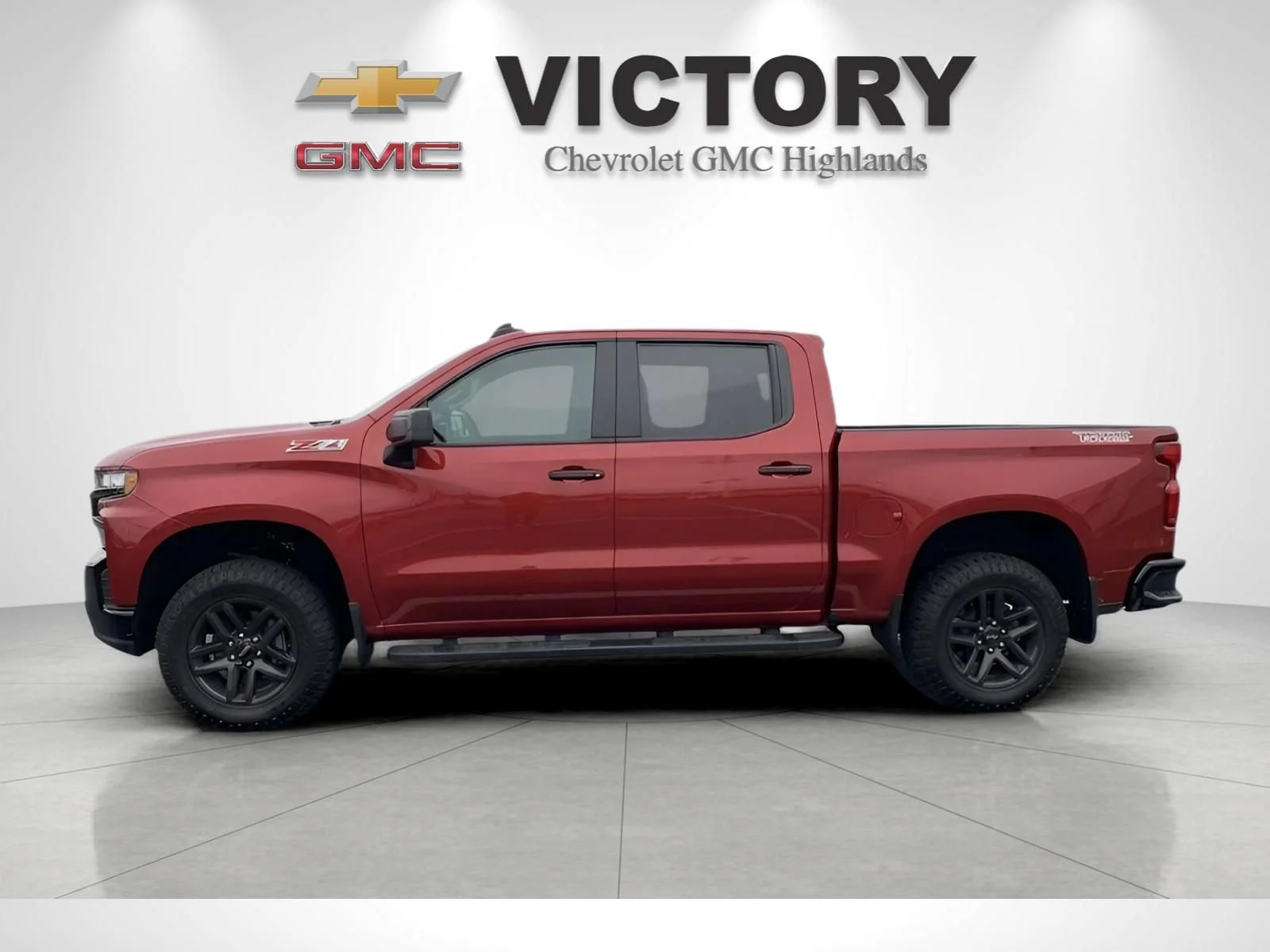 Used 2022 CHERRY RED TINTCOAT Chevrolet LT Trail Boss image 6