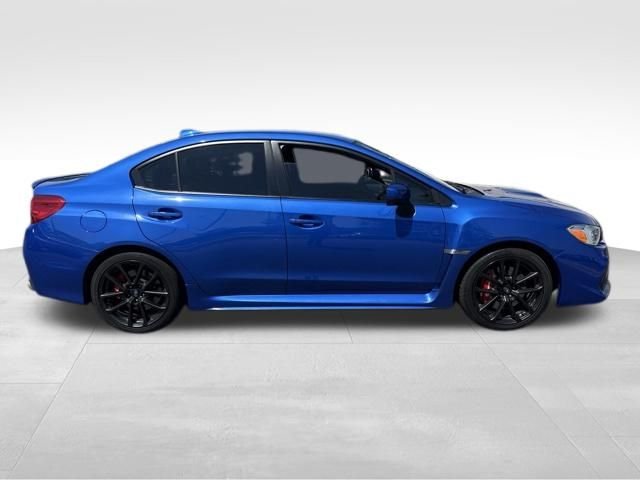 Used 2020 Blue Subaru Premium image 12