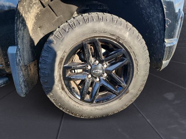 Used 2020 Black Chevrolet LT Trail Boss image 23