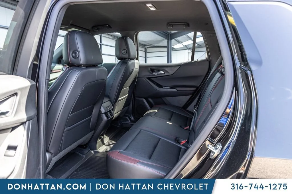 2027 Chevrolet Equinox RS - Photo 18
