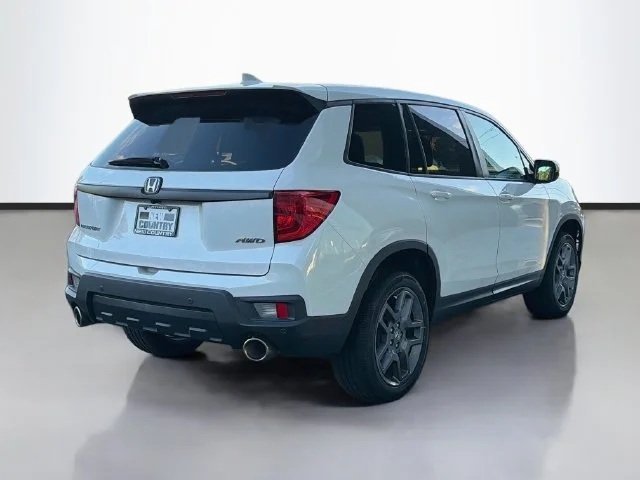 Used 2023  Honda EX-L image 7