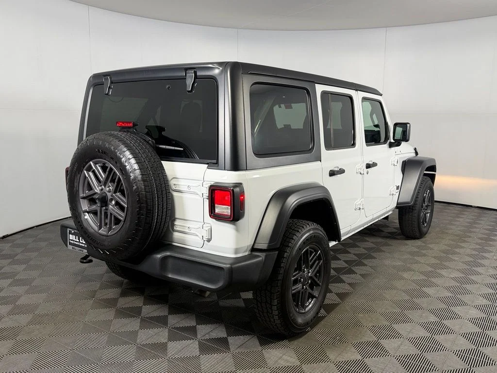 Used 2025 White Jeep Sport S image 6