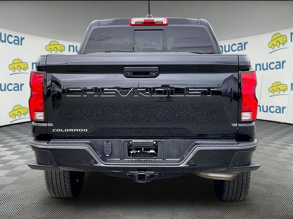 Used 2023 Black Chevrolet Z71 image 5