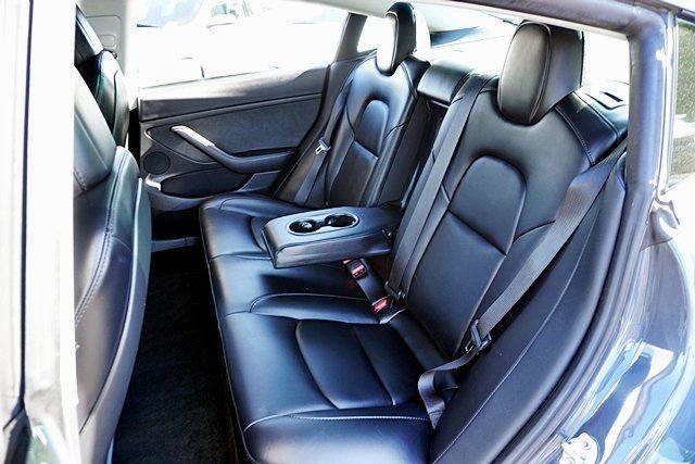 Used 2023  Tesla Base image 16