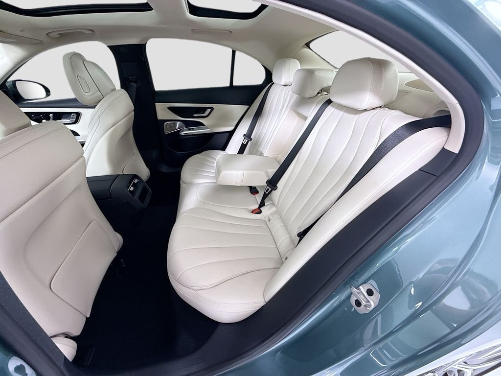 New 2026 Verde Silver Metallic Mercedes-Benz E 350 image 23