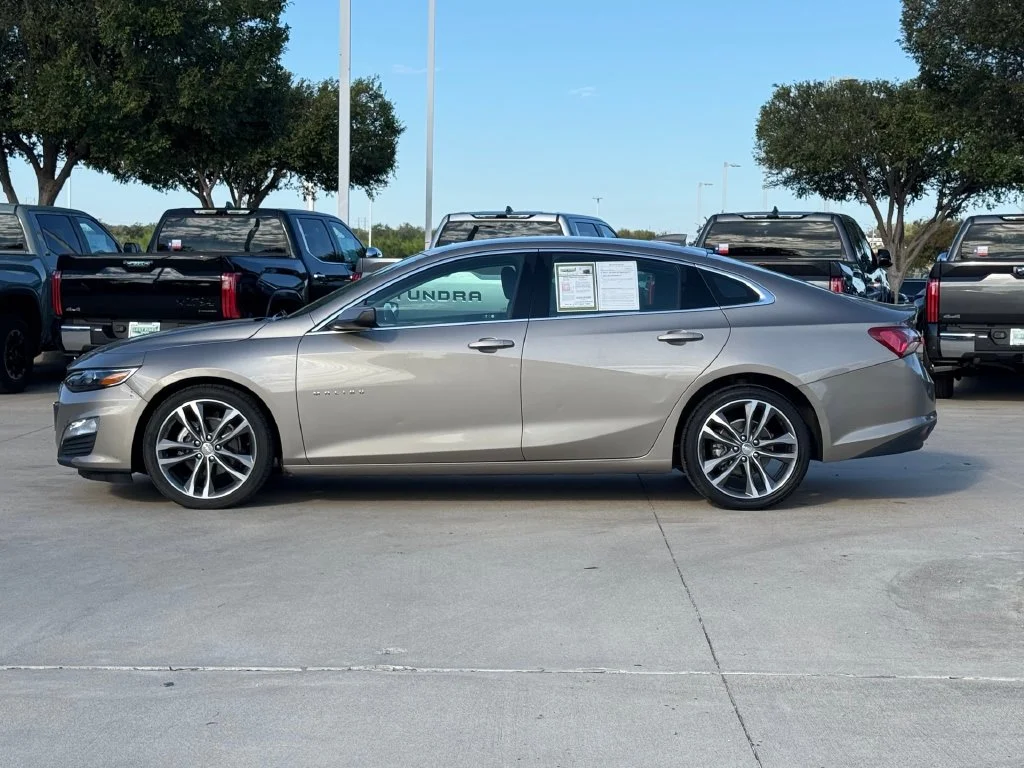 Used 2022 Chevrolet Malibu 1LT with VIN 1G1ZD5ST9NF135586 for sale in Bastrop, TX