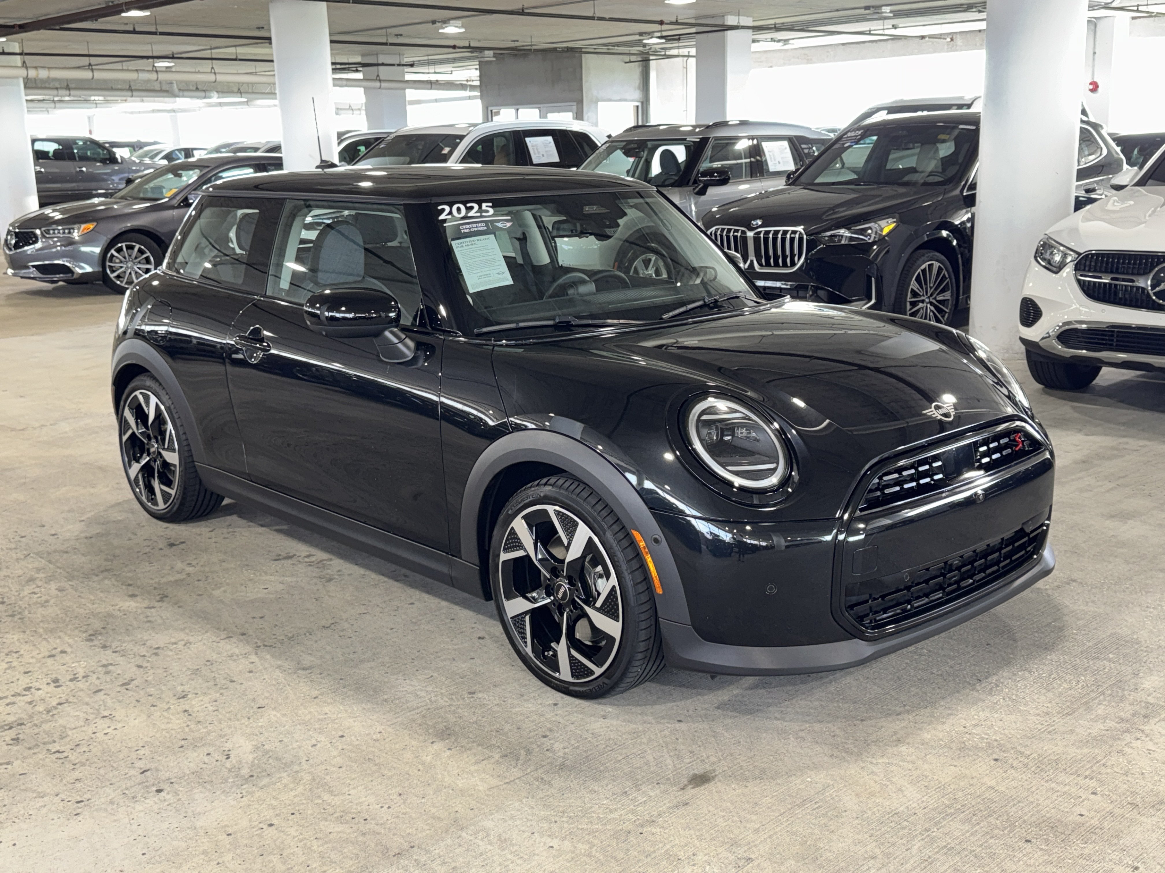 Certified Used 2025 Midnight Black II Metallic MINI Iconic image 2