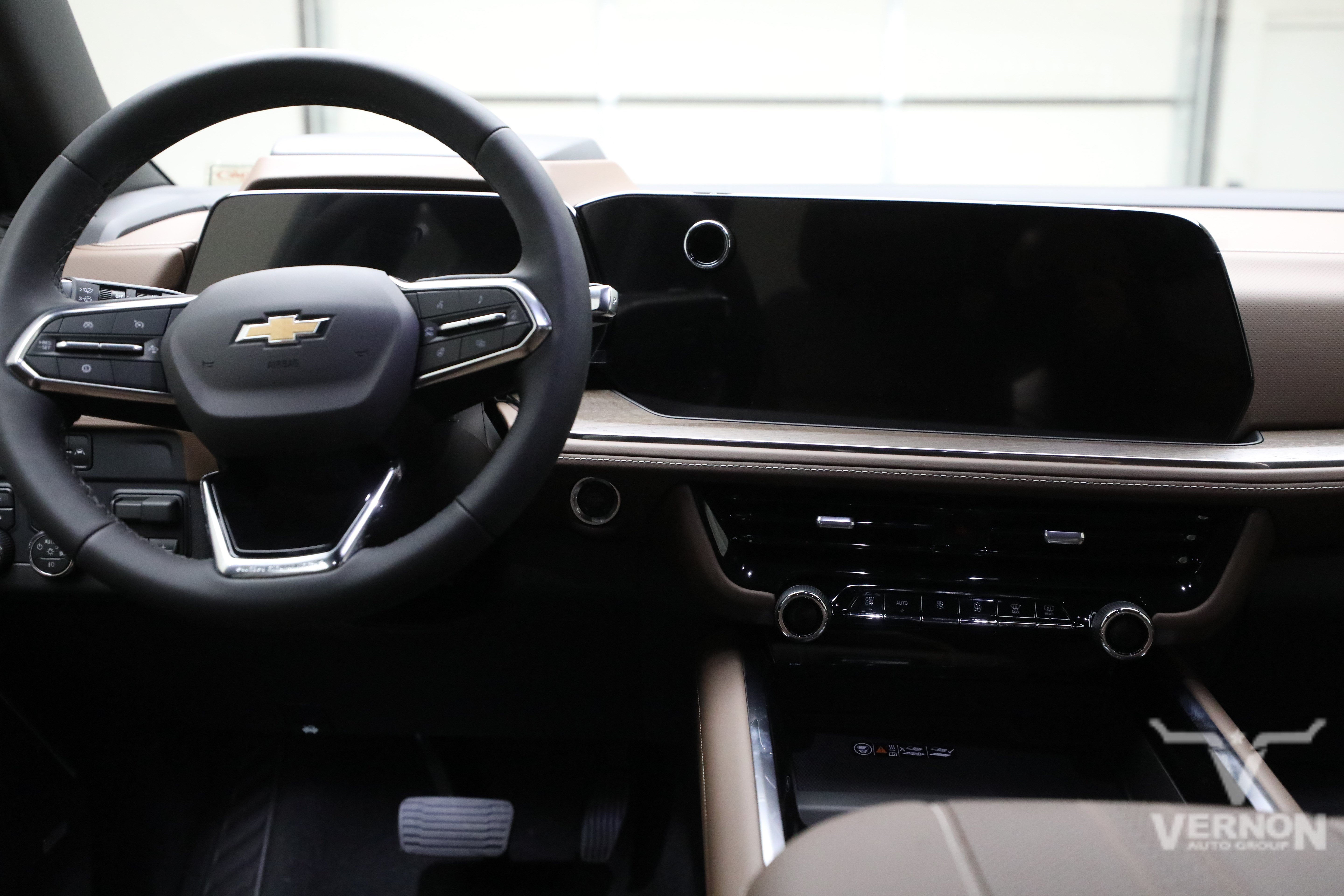 New 2026 Polar White Tricoat Chevrolet N image 20
