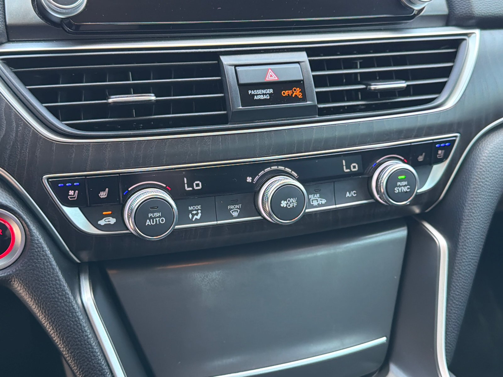 Used 2021 Platinum White Pearl Honda Touring image 31