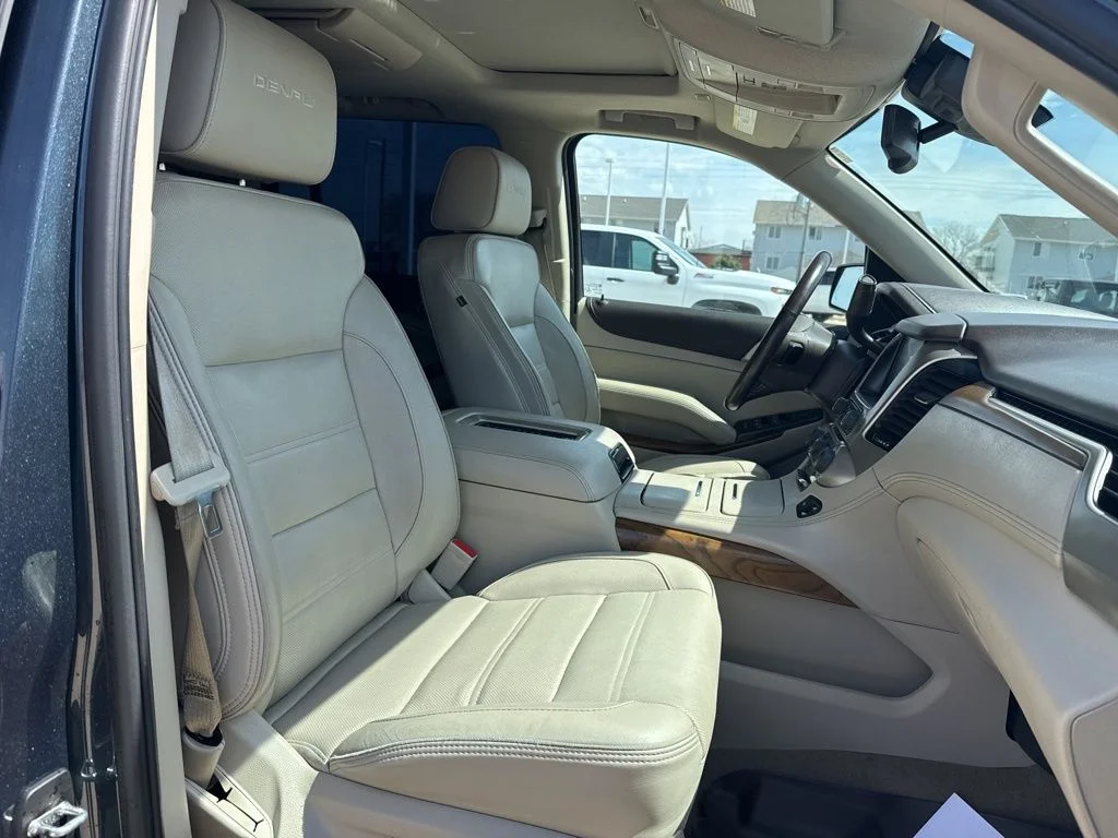 Used 2020 Blue GMC Denali image 12