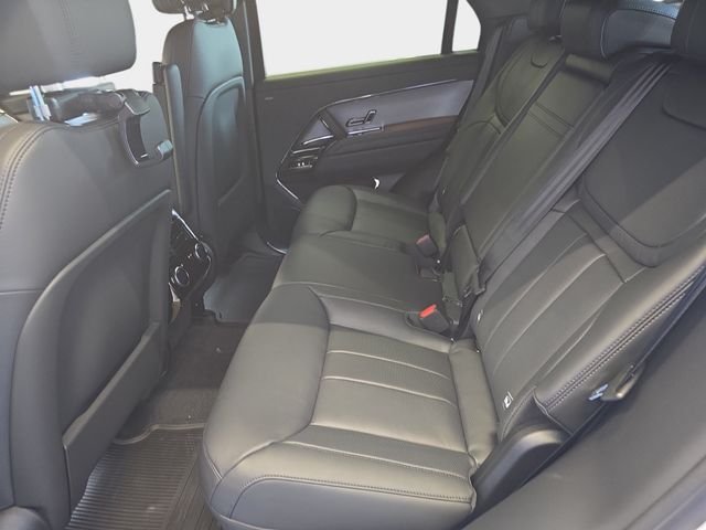 New 2026 Fuji White Land Rover SE image 11
