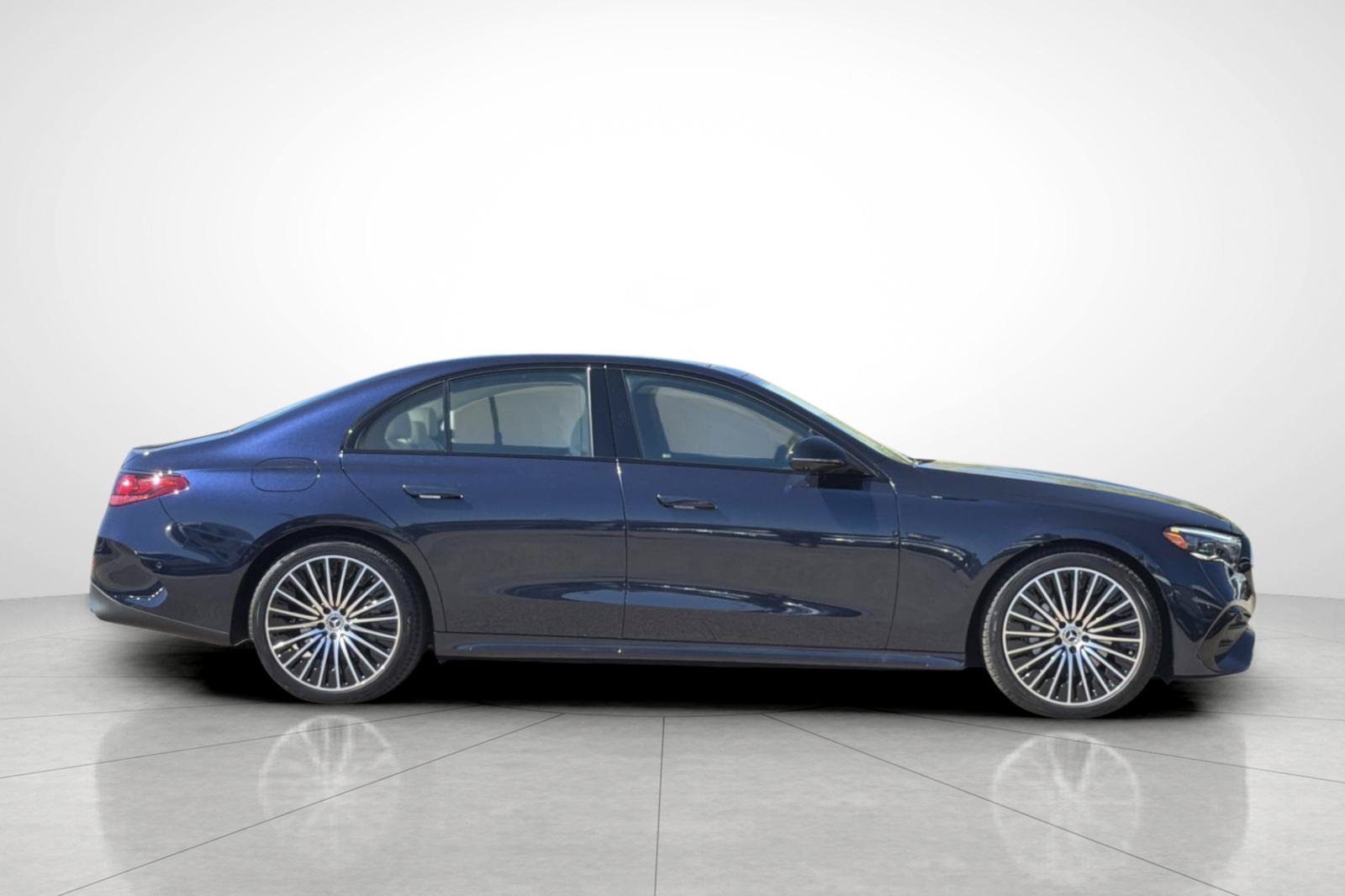 New 2027 Nautical Blue Metallic Mercedes-Benz E 350 image 31