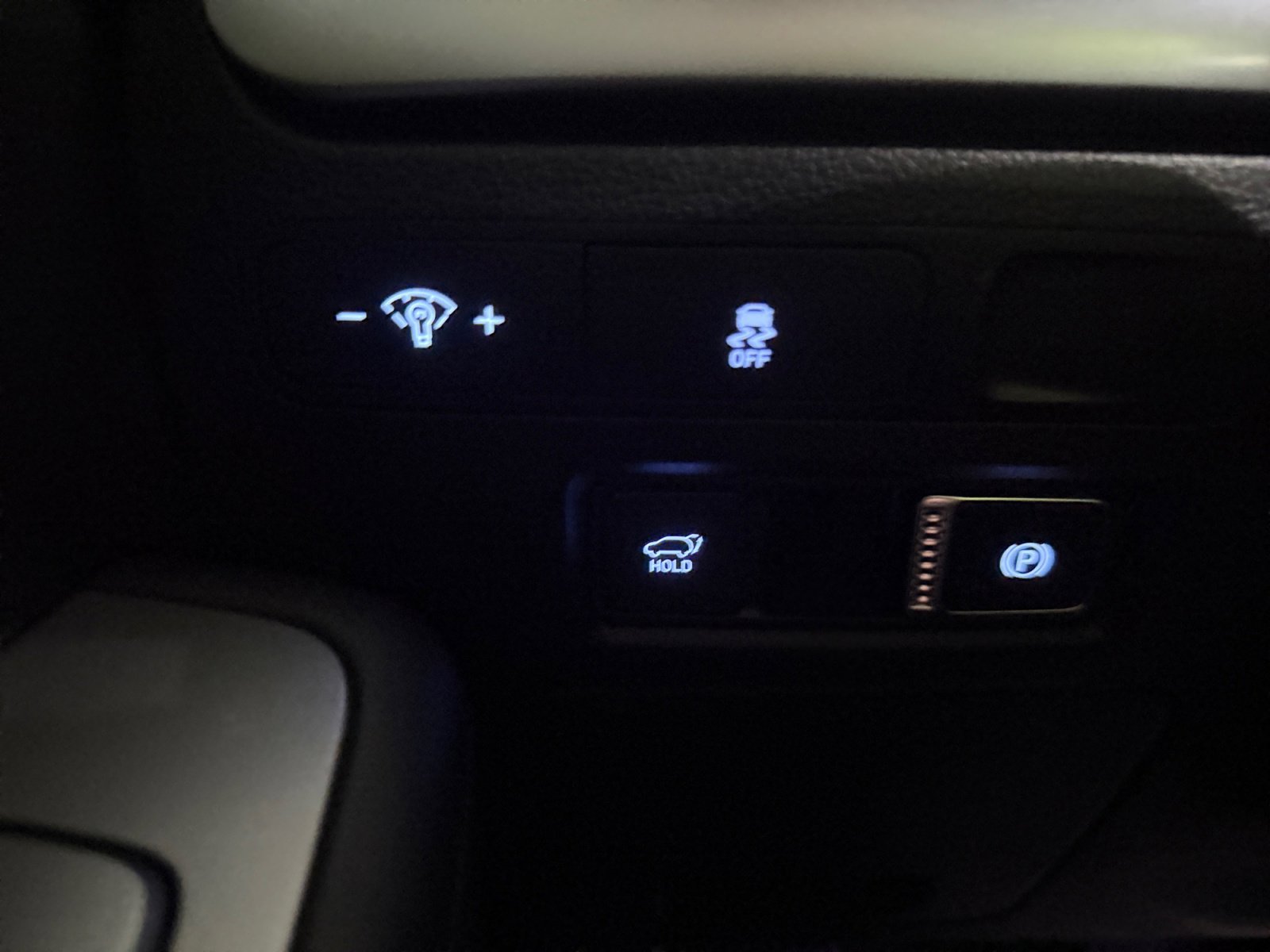 Used 2025 Abyss Black Pearl Hyundai XRT image 23
