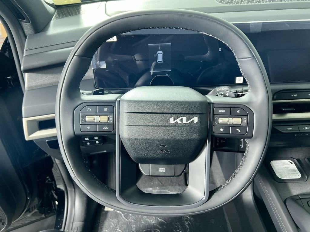 New 2027 Ebony Black Kia S image 15