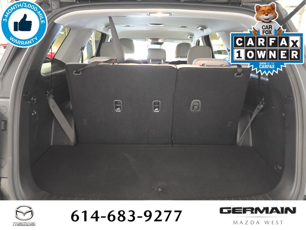 Used 2021 Black Hyundai SE image 21