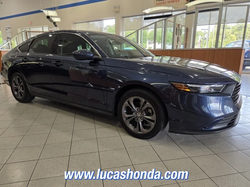 Used 2023 Blue Honda EX CVT image 3