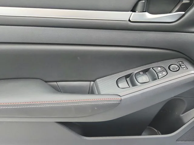 New 2026 Gray Nissan 2.5 SR image 36