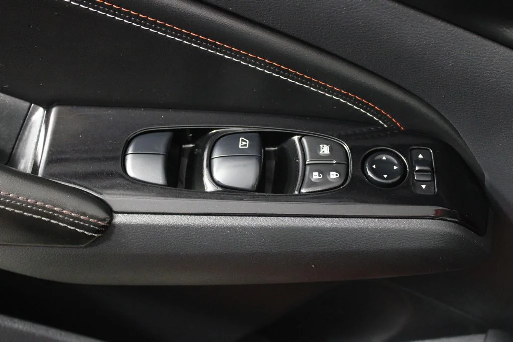 2023 Nissan Altima SR - Photo 24