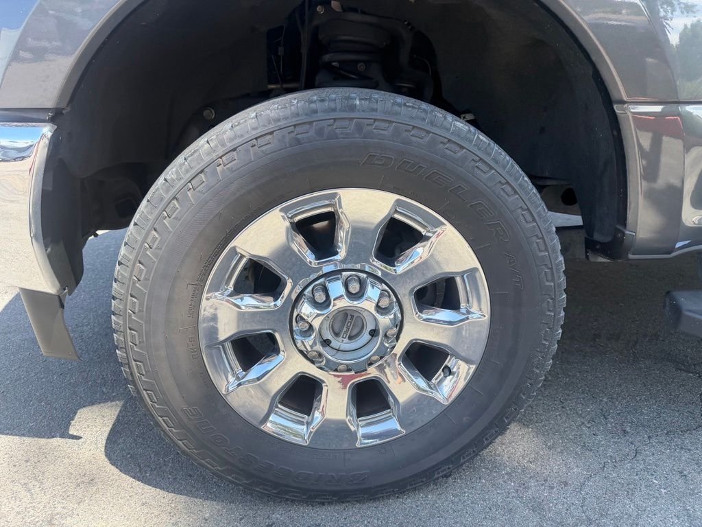 Used 2018 Gray Ford Lariat image 6