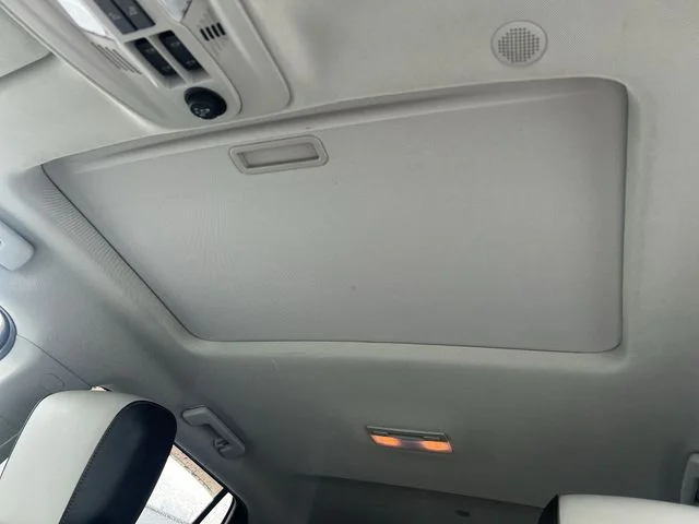 Used 2015 White GMC SLT-1 image 19