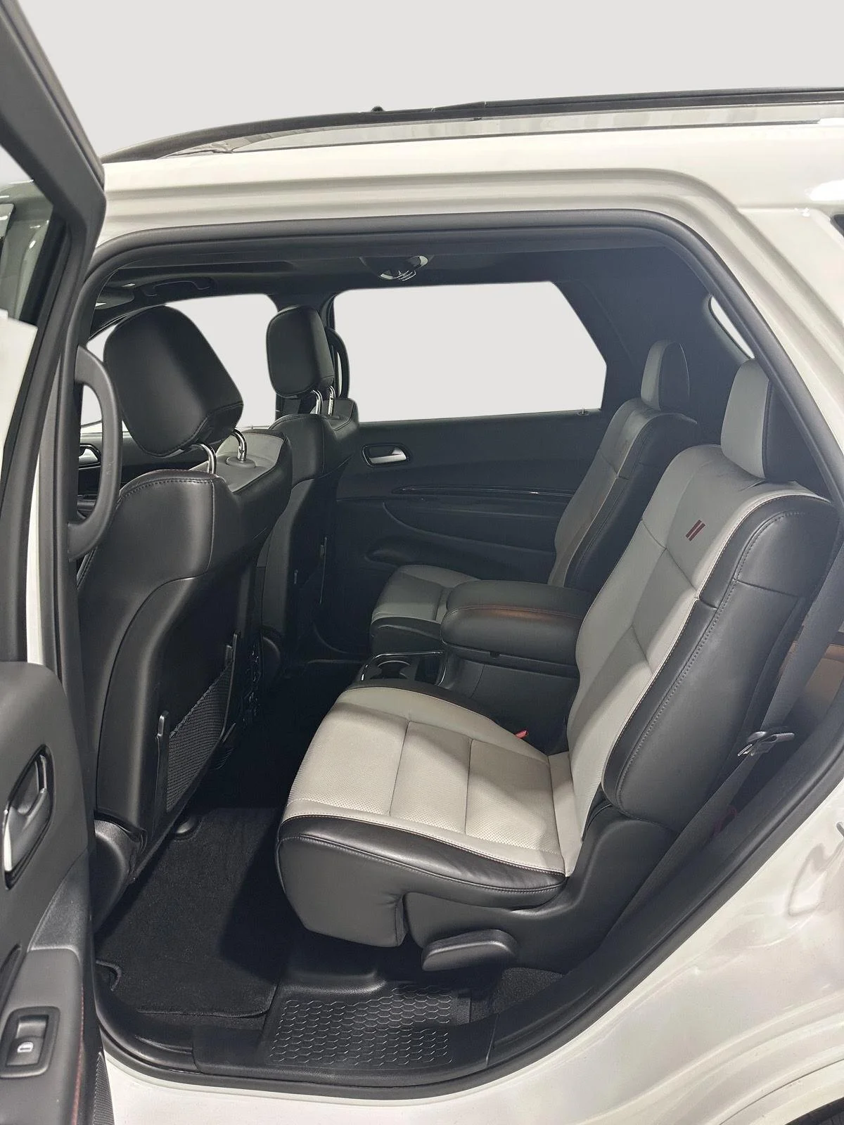 Used 2024 White Knuckle Dodge Citadel image 24