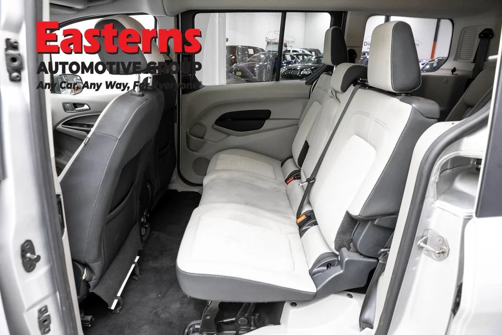 Used 2022 Silver Ford XLT image 21