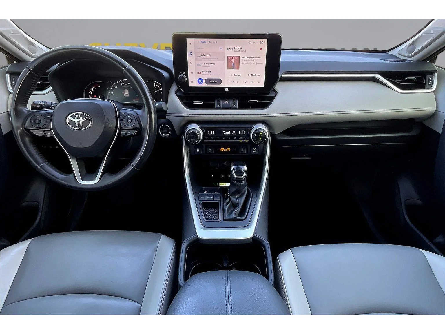 Used 2023  Toyota XLE Premium image 12