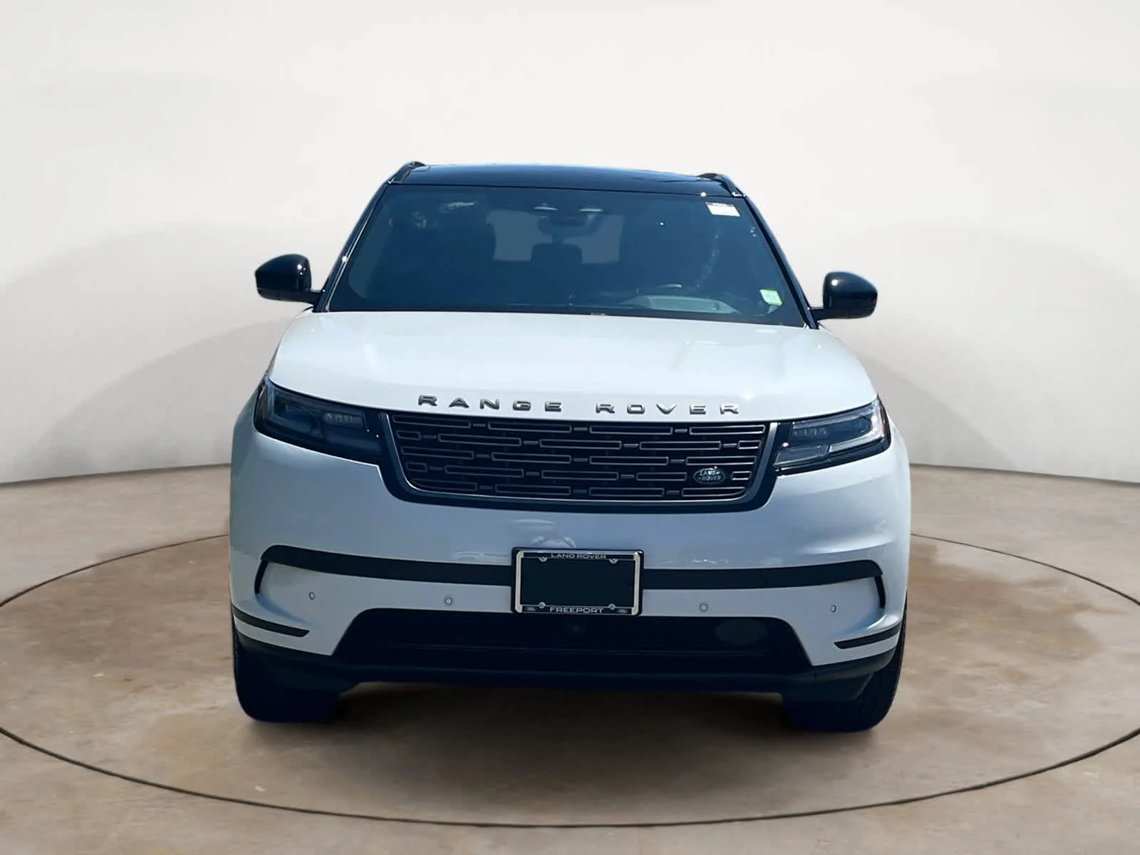 Certified Used 2026 Fuji White Land Rover S image 8