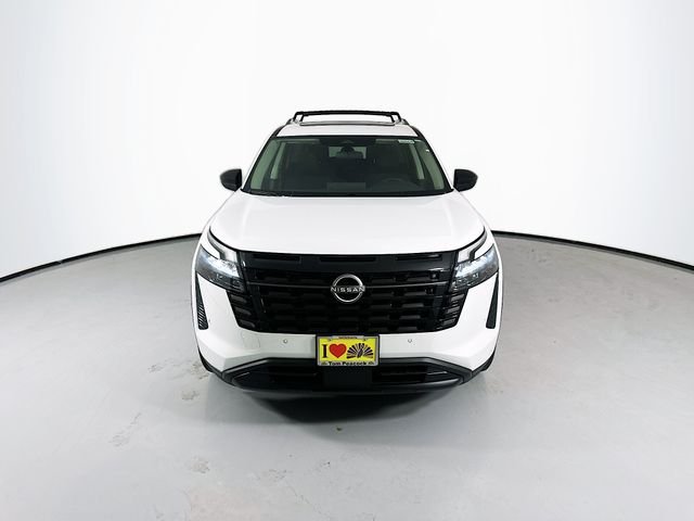 New 2026 Everest White Pearl TriCoat Nissan SV image 2