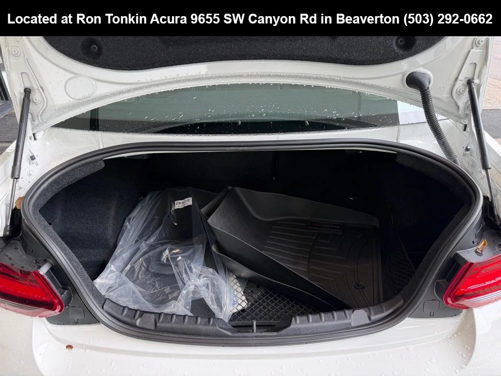 Used 2020 Alpine White BMW Competition image 10