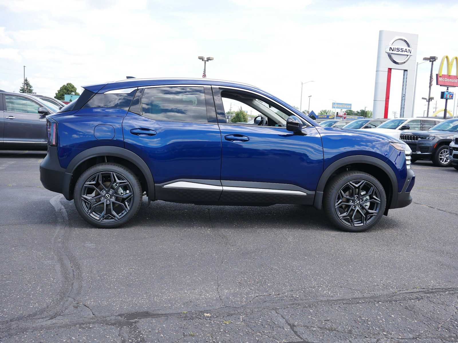 New 2026 Deep Blue Pearl Nissan SR image 8