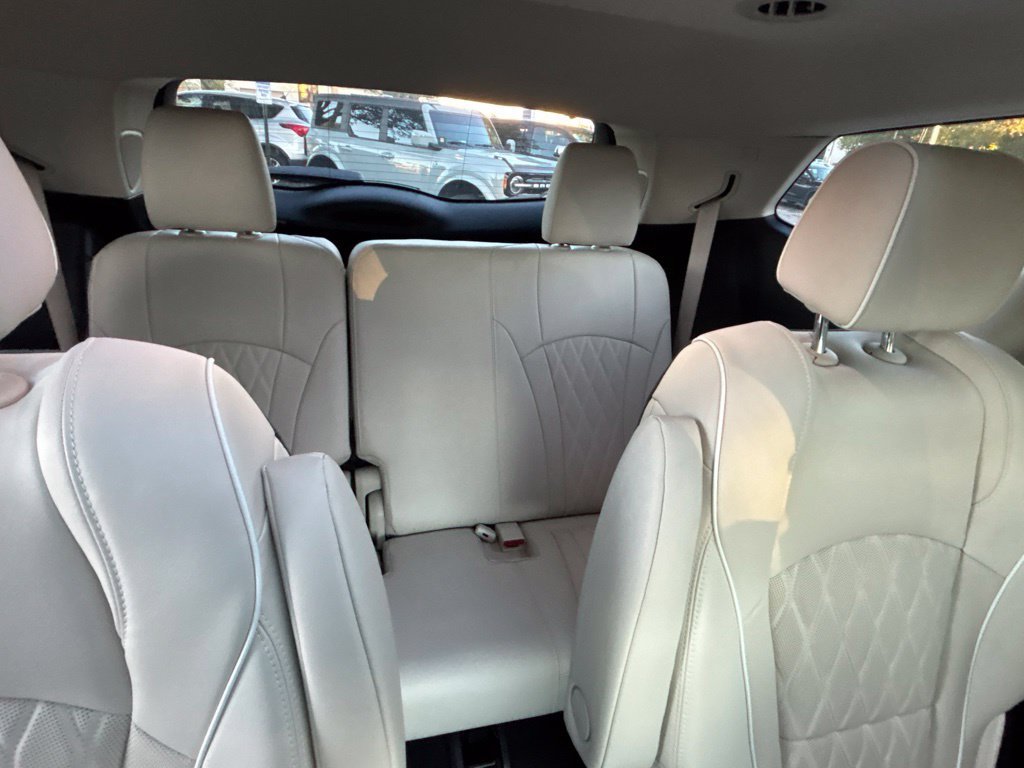 Used 2023 White Buick Avenir image 32