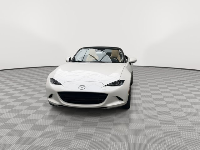 New 2026 Snowflake White Pearl Mazda Grand Touring image 28