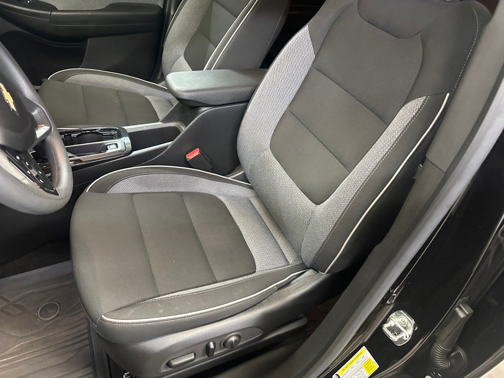 Certified Used 2023 Mosaic Black Metallic Chevrolet LT image 5