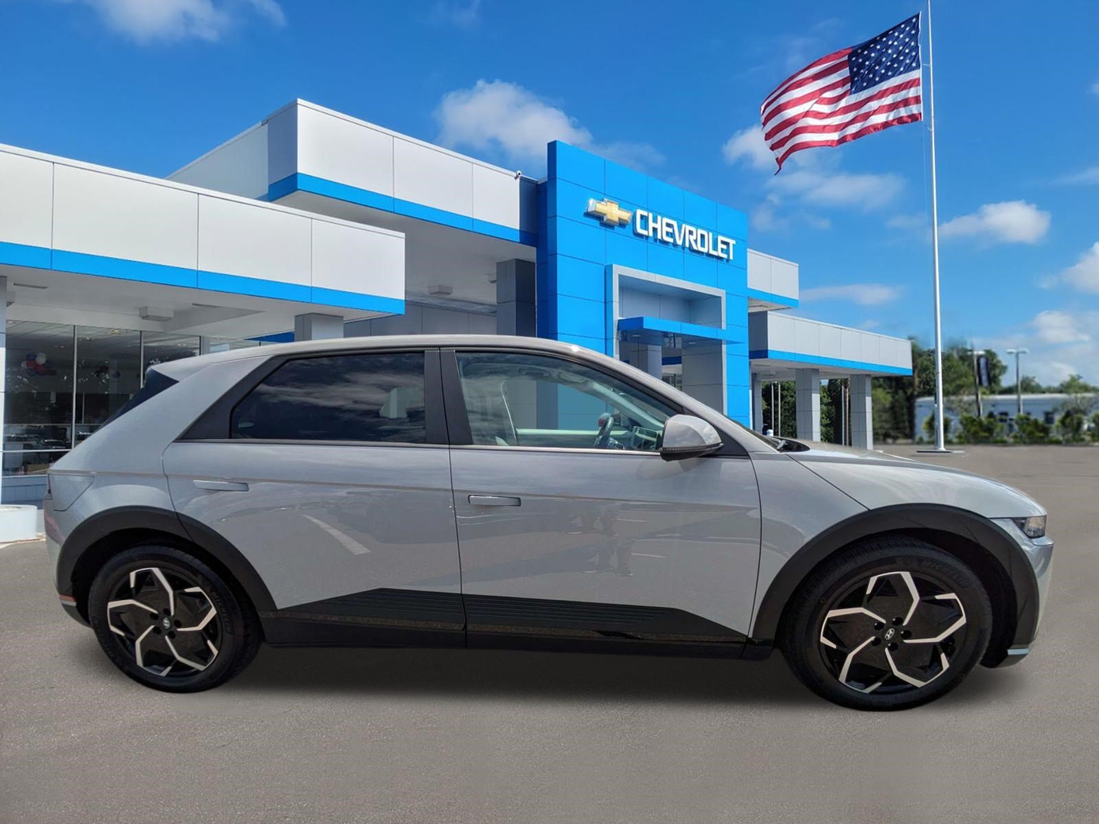 Used 2024 Hyundai IONIQ 5 SEL with VIN KM8KN4DE5RU277624 for sale in Tampa, FL