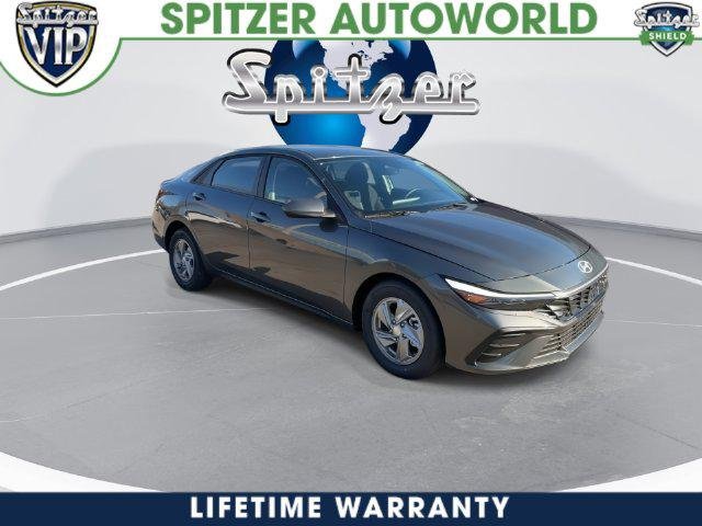 New 2026 Gray Hyundai SE image 11