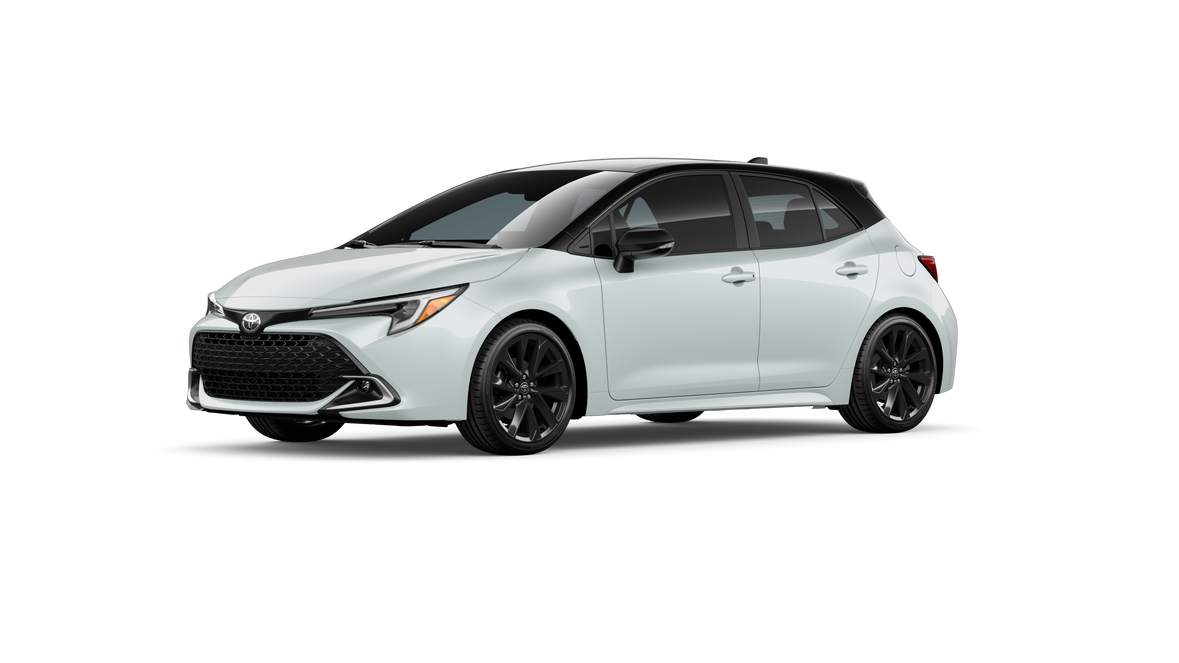 New 2026 Wind Chill Pearl with Midnight Black Metallic roof Toyota XSE image 24