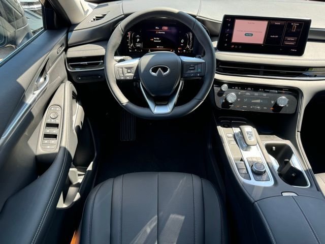 New 2027 MINERAL BLACK INFINITI Luxe AWD image 15