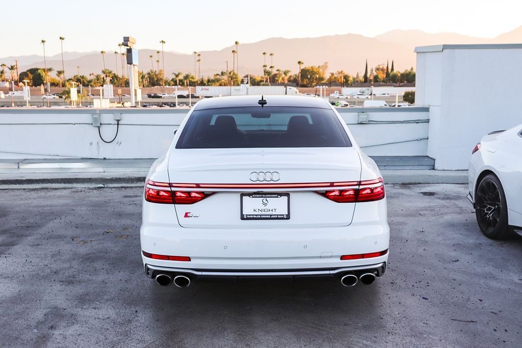 Used 2022 Glacier White Metallic Audi 4.0T image 8
