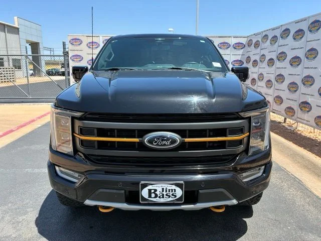 Used 2023 Black Metallic Ford Tremor image 3