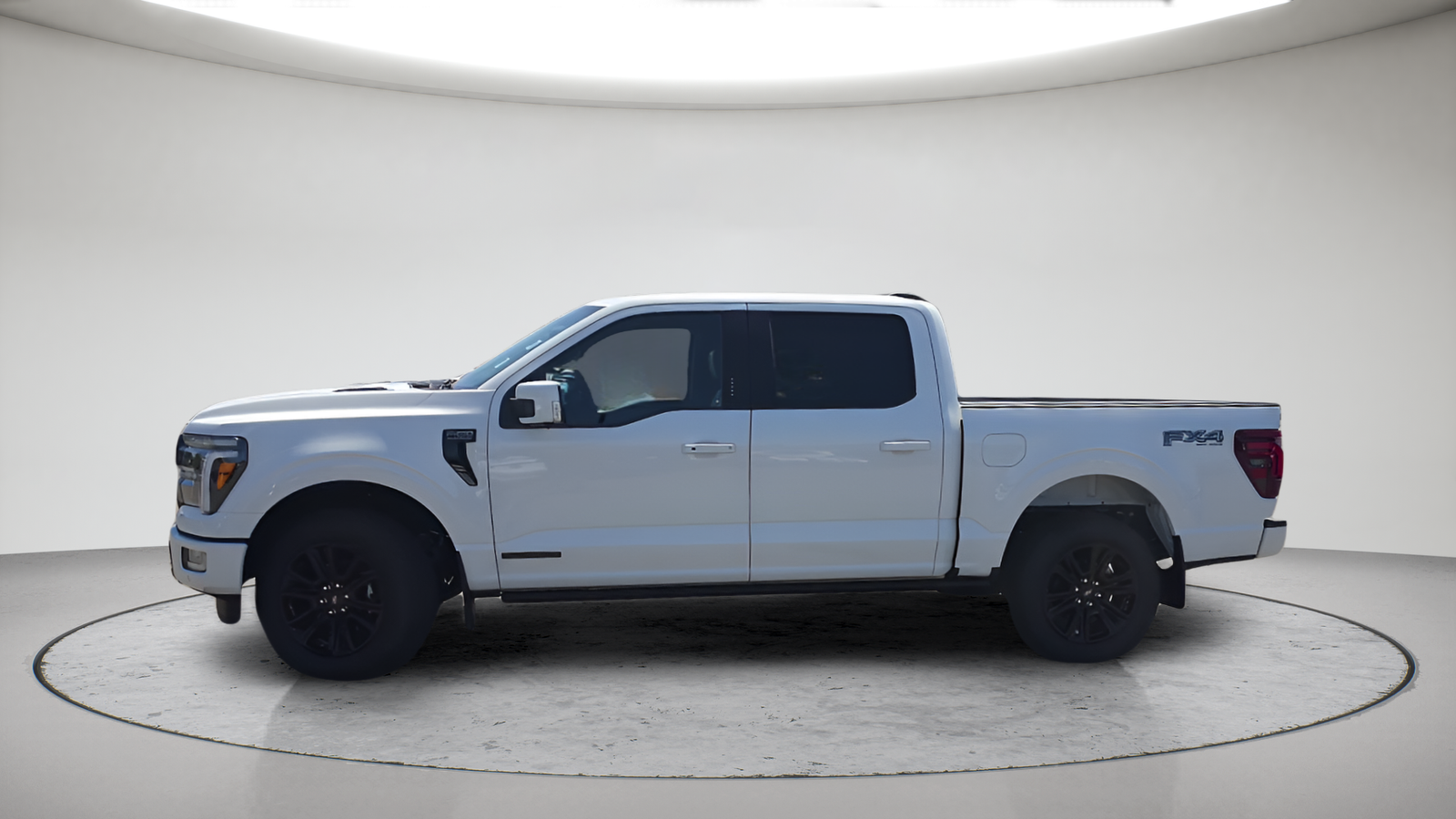 New 2026 Star White Metallic Tri-Coat Ford Platinum® image 11