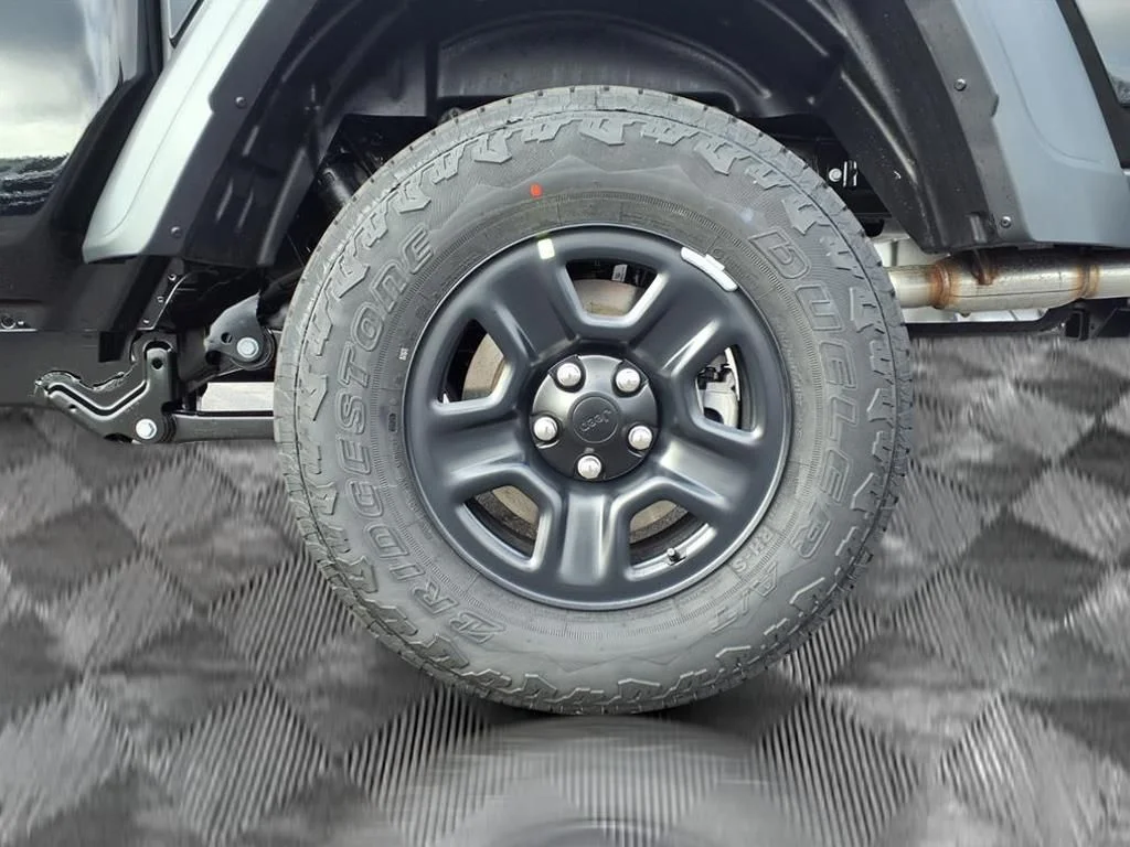 New 2026 Black Clear-Coat Exterior Paint Jeep Sport image 21