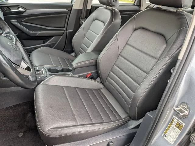 Used 2024 Silver Volkswagen 1.5T SE image 14