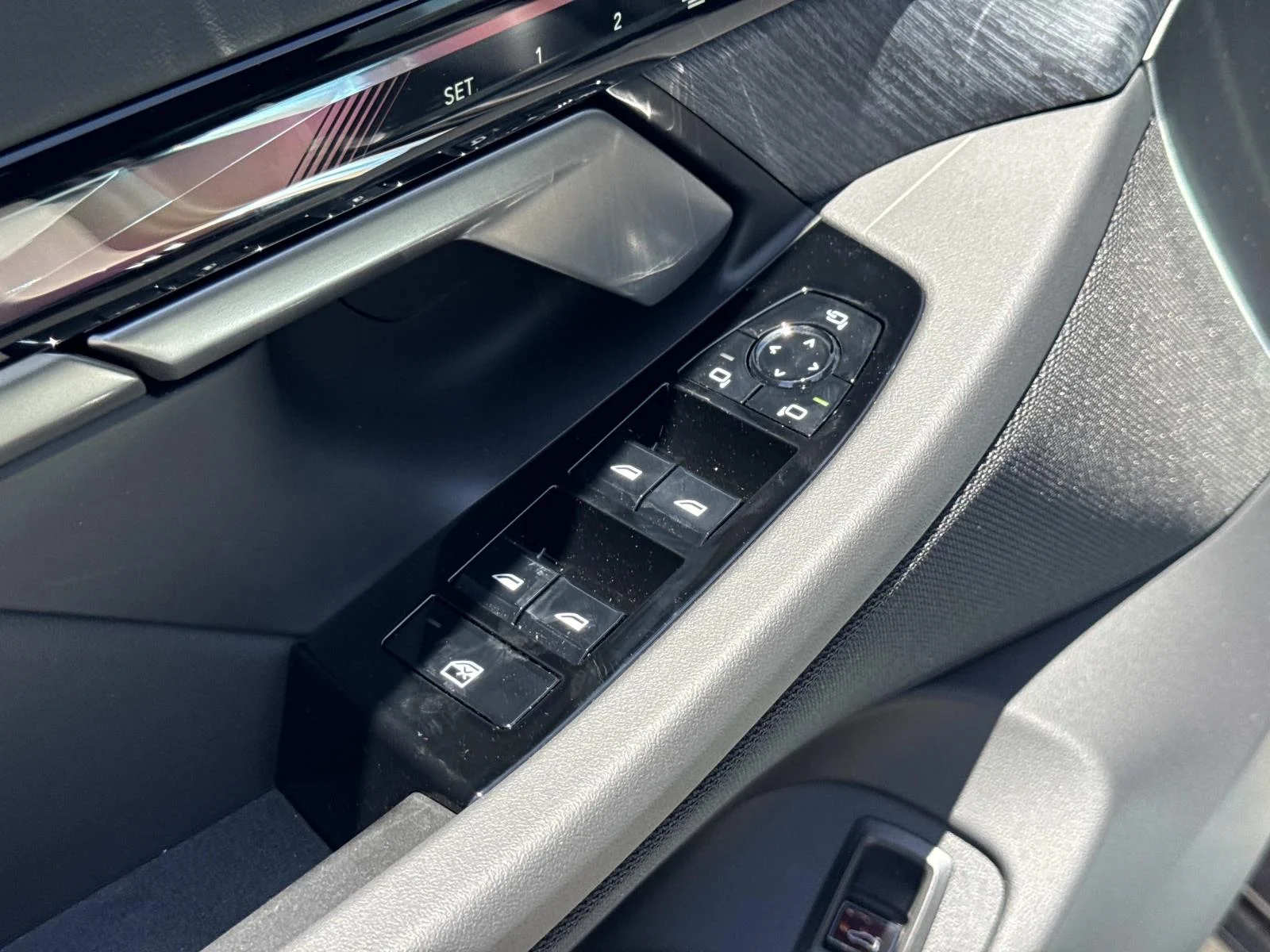 New 2027 Oxide Grey Metallic BMW 530i Sedan image 24