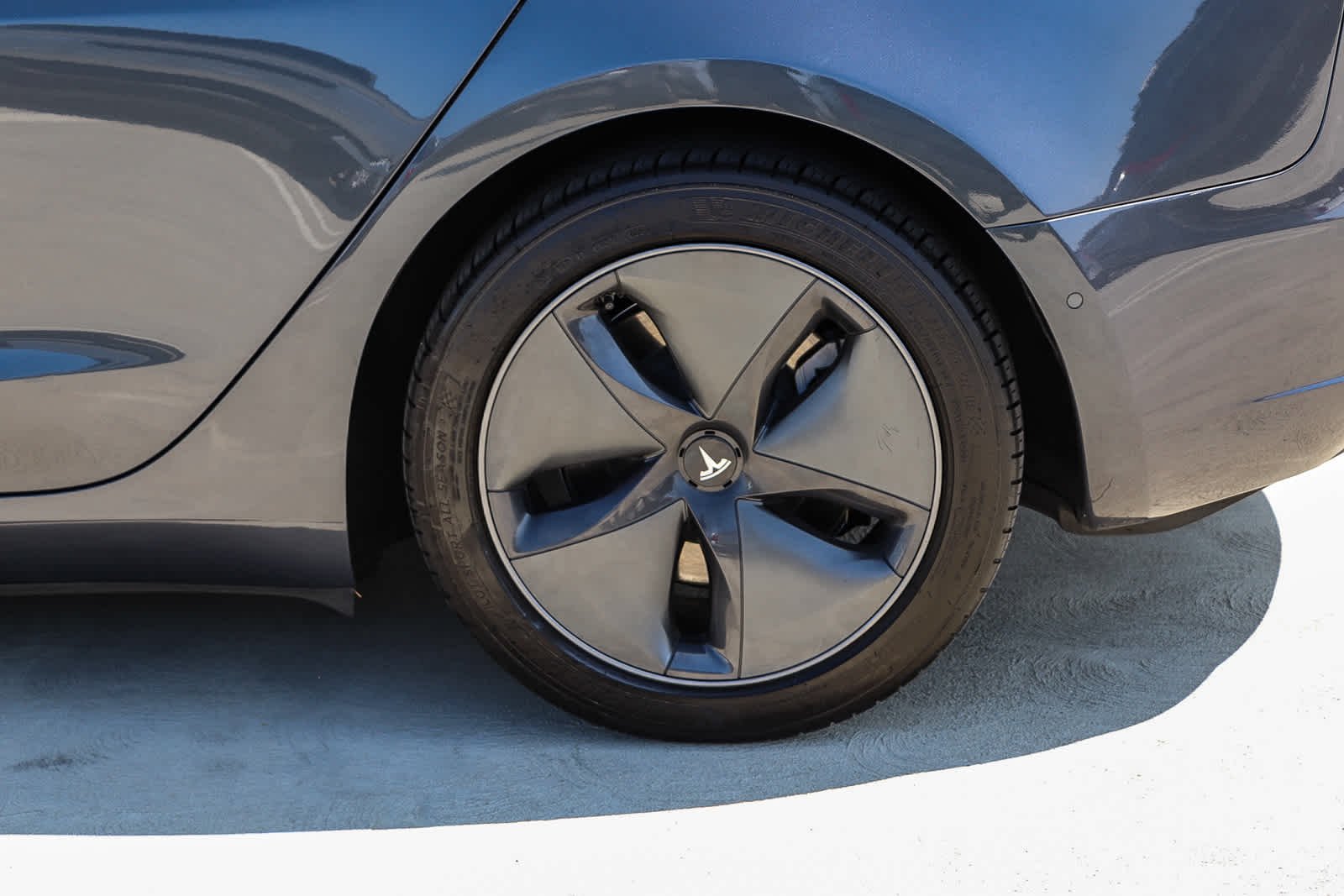 Used 2018 Black Tesla Long Range Battery image 12