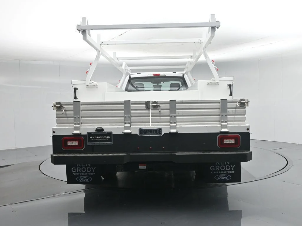 New 2026 Oxford White Ford XL image 29